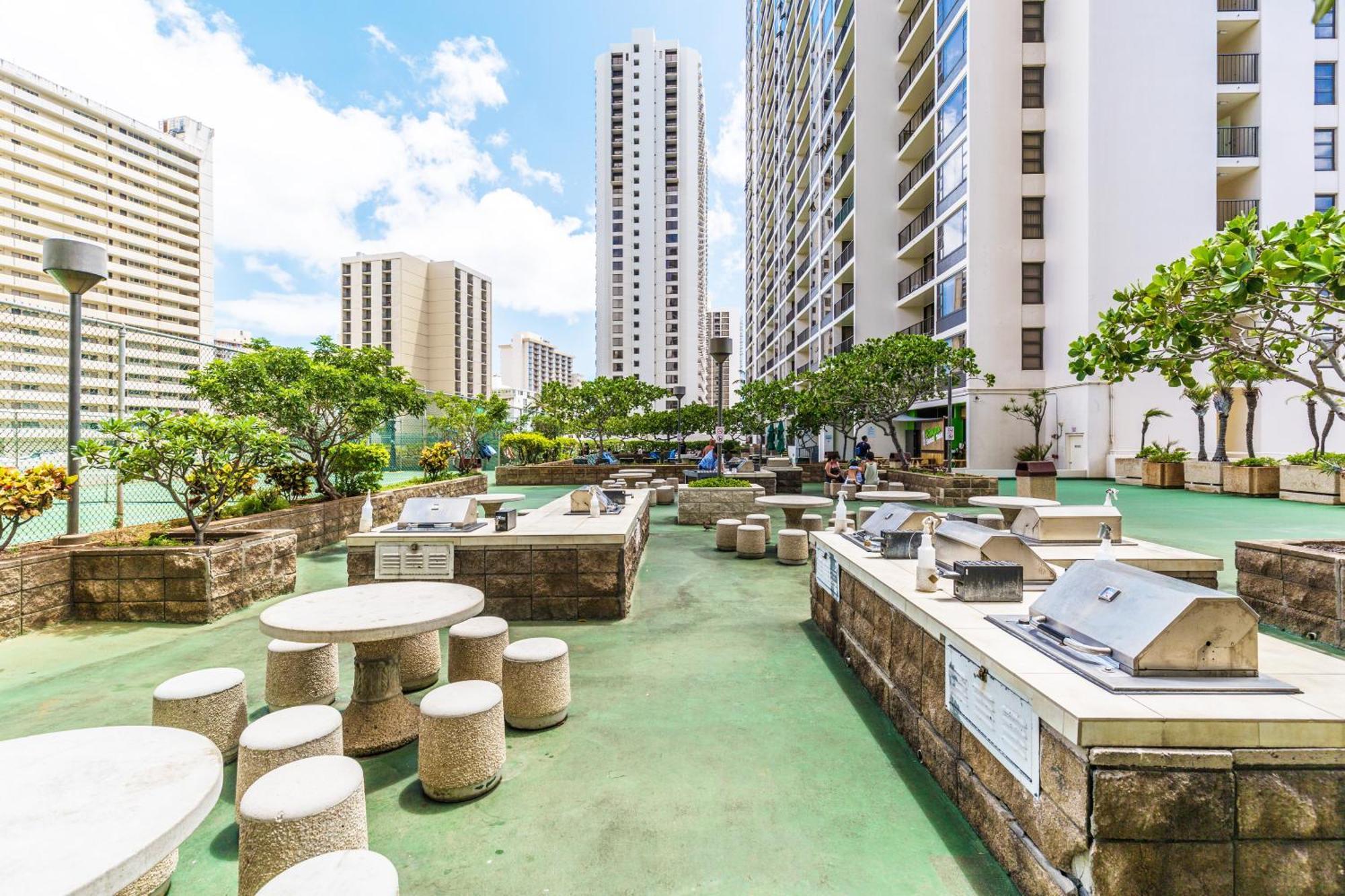 Great Ocean View Condo, Near Beach With Free Parking! ホノルル エクステリア 写真